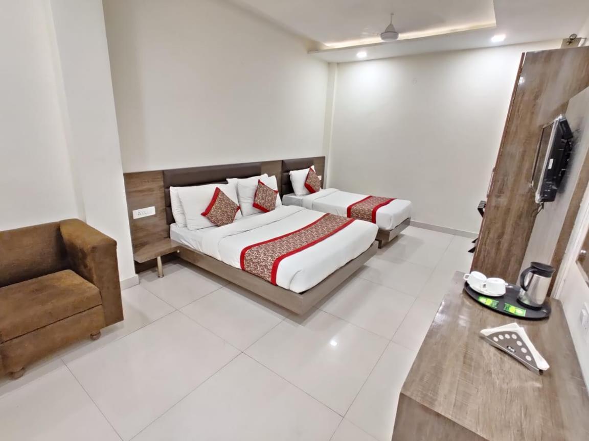 Hotel Super Collection O Amritsar Near Railway Station Exterior foto