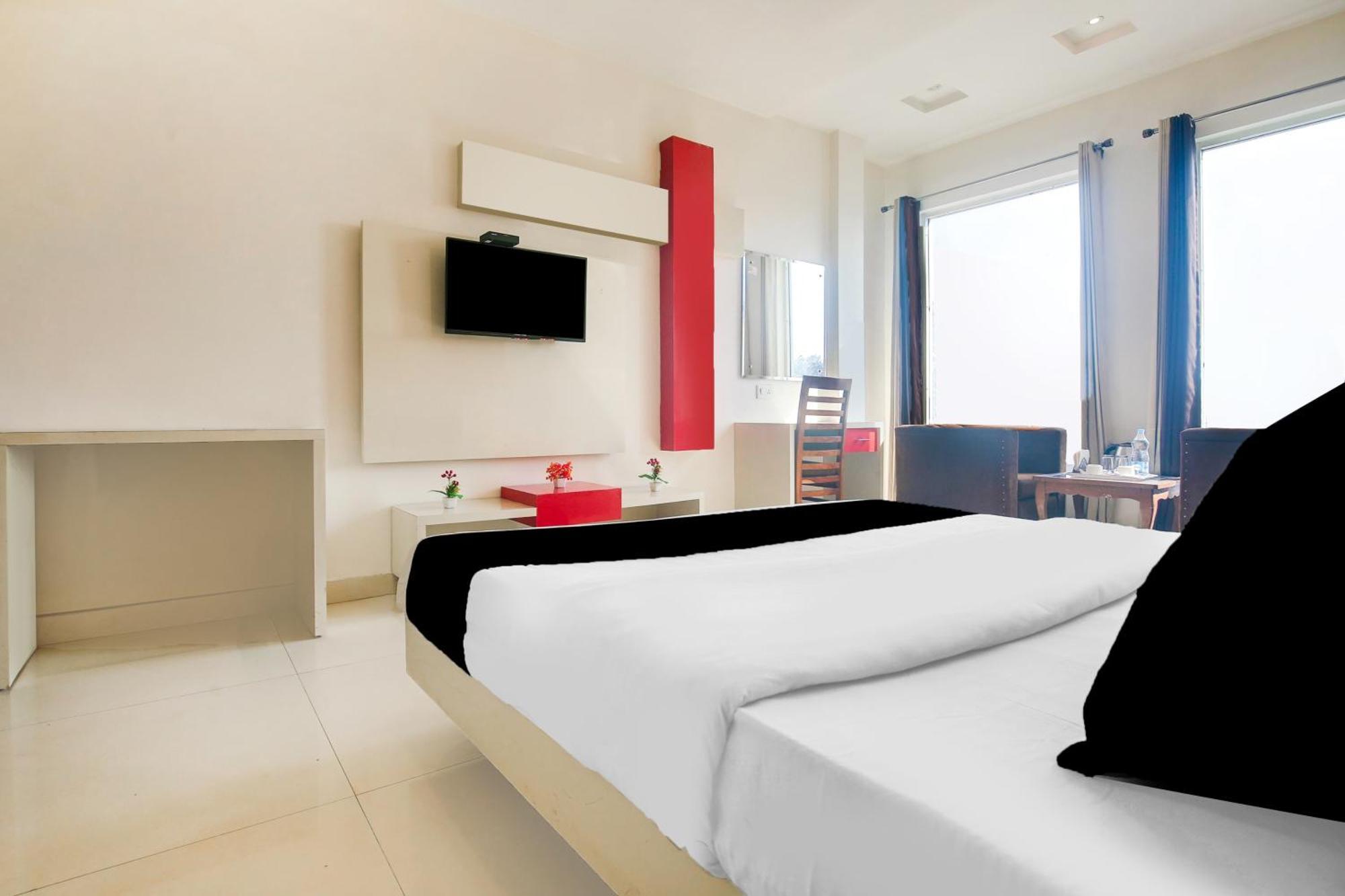 Hotel Super Collection O Amritsar Near Railway Station Exterior foto
